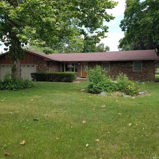11837 Bowman Dr, Mishawaka, IN 46545