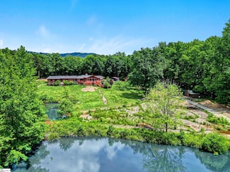 313 Viewmont Dr, Greenville, SC 29609
