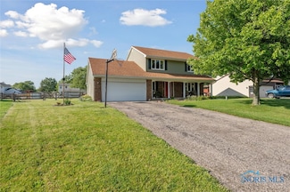 1260 Michelle Dr, Millbury, OH 43447