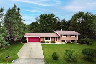 9406 14th St, Kenosha, WI 53144