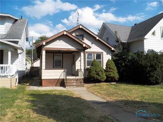 859 Toronto Ave, Toledo, OH 43609