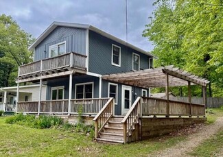 5303 Stray Dr, Newaygo, MI 49337
