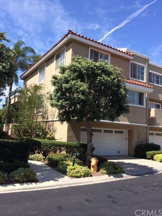 19285 Brooktrail Ln, Huntington Beach, CA 92648