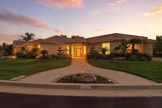 2467 Presidential Dr, Tulare, CA 93274