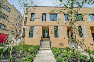 2905 Newark St NW, Washington, DC 20008