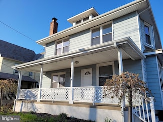 711 Bridgeboro St, Riverside, NJ 08075
