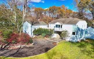 106A Comstock Hill Ave, Norwalk, CT 06850