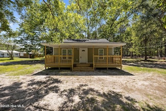 10378 Neuse Rd, Grantsboro, NC 28529