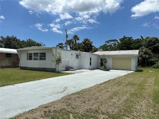 15560 Fern Dr, Fort Myers, FL 33908