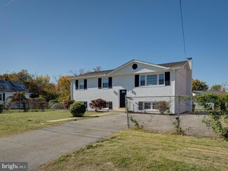 4608 Bromley Ave, Suitland, MD 20746