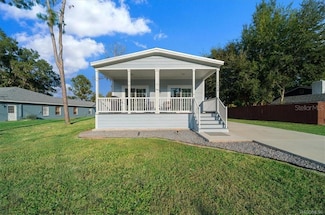 7962 W Riverbend Rd, Crystal River, FL 34428