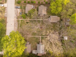 116 units #1-6 S Hedges Ave Unit 1,2,3,4,5,6, Sugar Creek, MO 64054