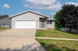 1231 Harbor Dr SE, Rochester, MN 55904