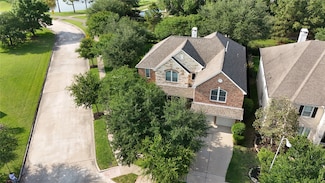 18618 N Colony Shore Dr, Cypress, TX 77433
