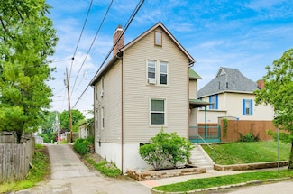 1089 Perry St, Columbus, OH 43201