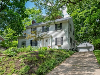 2126 Benjamin Ave, Kalamazoo, MI 49008