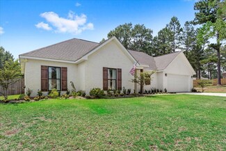 53 Vera Ln, Hattiesburg, MS 39401