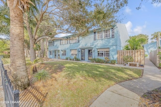 101 N Pine St Unit 7, New Smyrna Beach, FL 32169