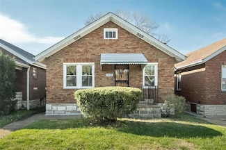 5336 Chippewa St, Saint Louis, MO 63109