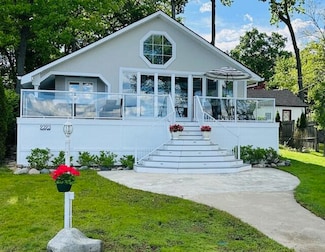 9393 Fraulin Dr, Richland, MI 49083