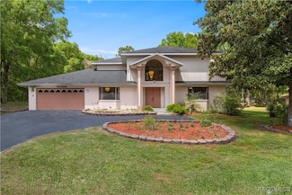 8210 N Golfview Dr, Citrus Springs, FL 34434