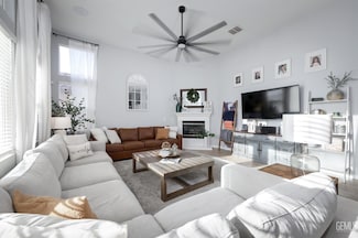 5604 Segovia Way, Bakersfield, CA 93306