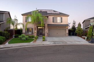 6836 E Ramona Way, Fresno, CA 93727