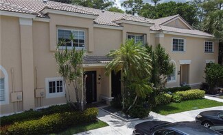 5743 NW 48th Ave, Coconut Creek, FL 33073