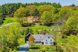 229 Bradley Hill Rd, Norwich, VT 05055
