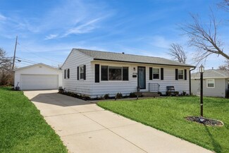 3914 Terrace Hill Dr NE, Cedar Rapids, IA 52402