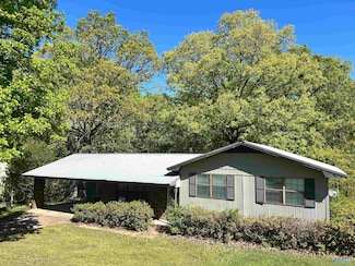 1313 Barry Rd, Anniston, AL 36206