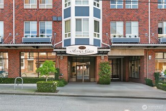 812 5th Ave N Unit 304, Seattle, WA 98109