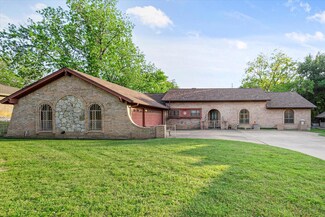 6120 Circleview Dr, North Richland Hills, TX 76180