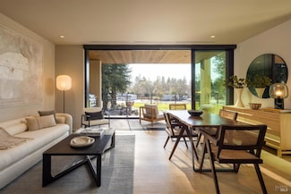 151 Sawmill Cir Unit 201, Healdsburg, CA 95448