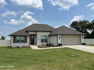 16021 Acadia Cove, Milan, TN 38358