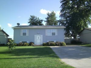 1110 W Wate St, Wilton, IA 52778