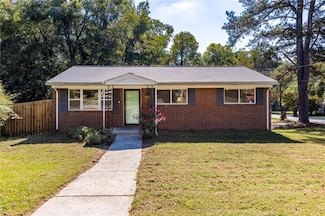 1661 Barrett Dr NW, Atlanta, GA 30318