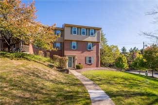 5212 Lantern Hill Dr, Pittsburgh, PA 15236