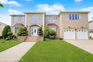 199 Downes Ave, Staten Island, NY 10312