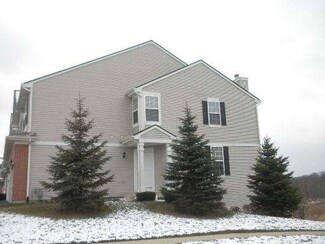 586 N Fox Trail Unit 431305, Round Lake, IL 60073