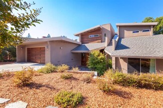 20 Berenda Way, Portola Valley, CA 94028