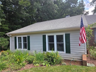 2628 Cottage Place, Greensboro, NC 27455