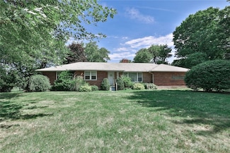 945 Old Springfield Rd, Vandalia, OH 45377