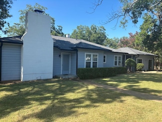 603 Fulton St, Fredericksburg, TX 78624