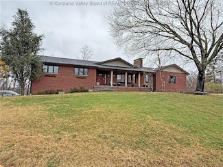 1548 Skyline Rd, Charleston, WV 25314