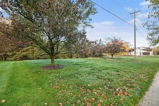 3953 Breton Rd SE, Kentwood, MI 49508