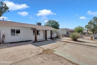 7718 Parral Dr, El Paso, TX 79915