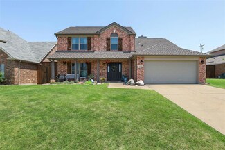 8204 Tavaros Dr, Plano, TX 75024
