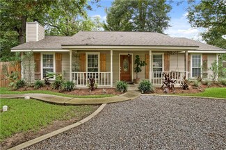 3933 Monroe St, Mandeville, LA 70448