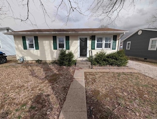 512 Meredith St, Washington, IN 47501